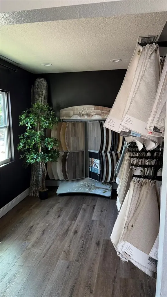 2419 Manatee Avenue W Bradenton FL 34205