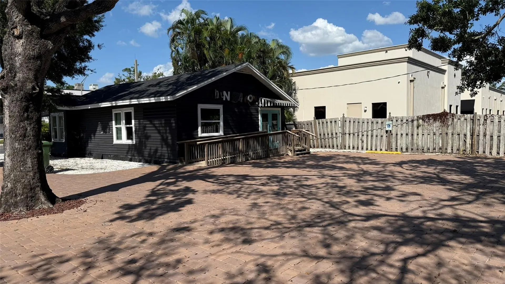 2419 Manatee Avenue W Bradenton FL 34205