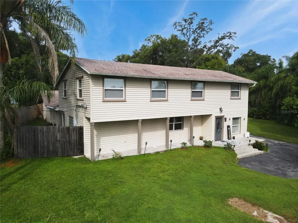 500 Forest Lake Drive Altamonte Springs FL 32714