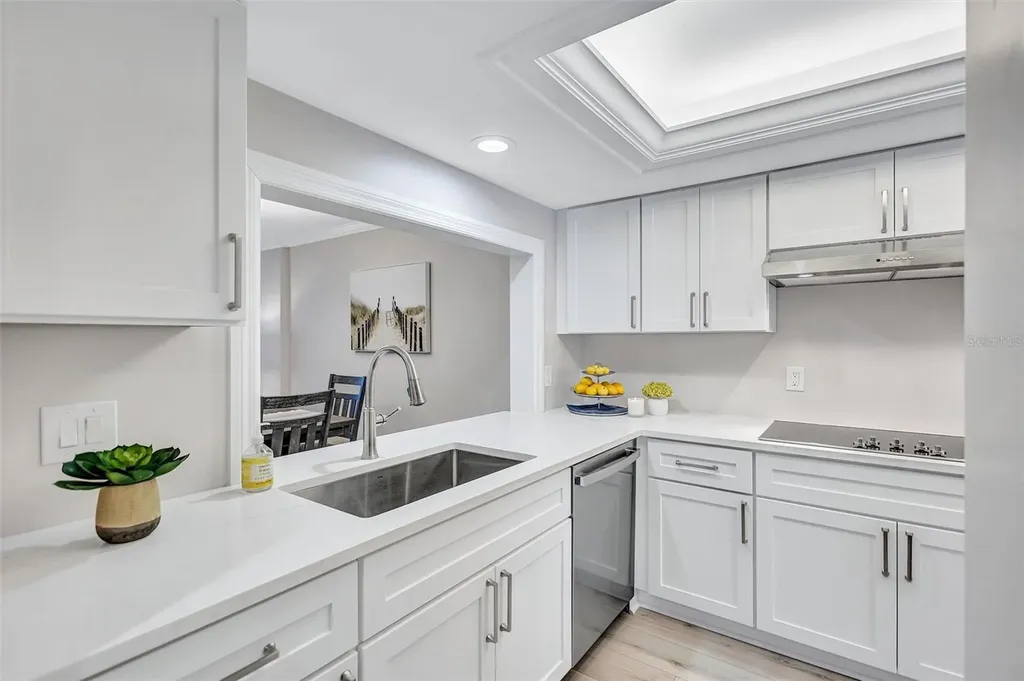 5880 Midnight Pass Road Sarasota FL 34242
