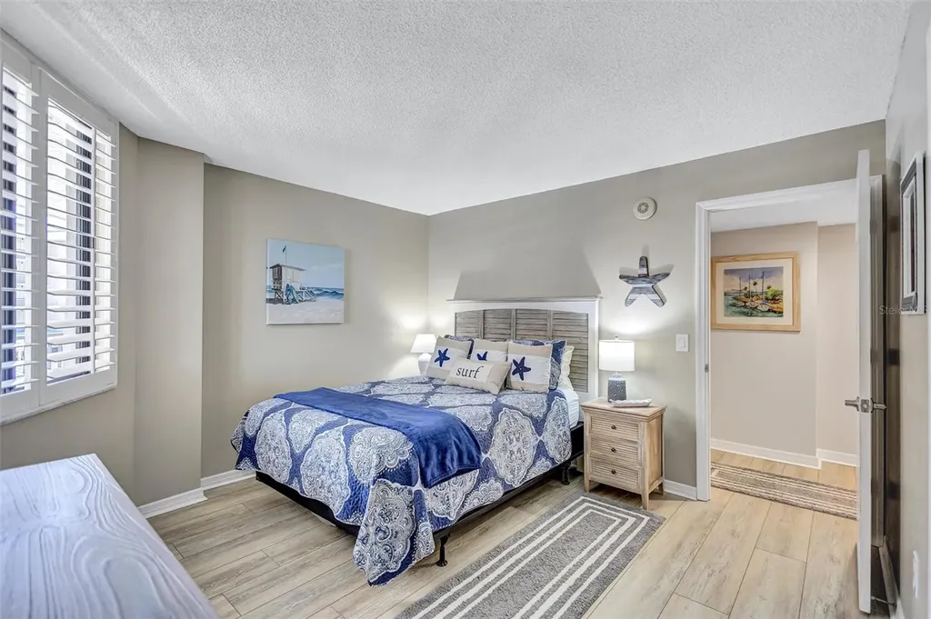 5880 Midnight Pass Road Sarasota FL 34242