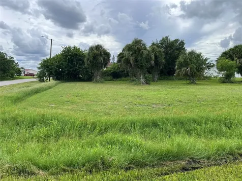 401 Garfield Avenue NW Port Charlotte FL 33952