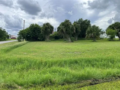 401 Garfield Avenue NW Port Charlotte FL 33952