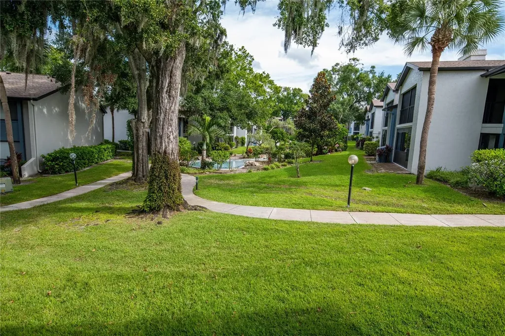 8 Escondido Circle Altamonte Springs FL 32701