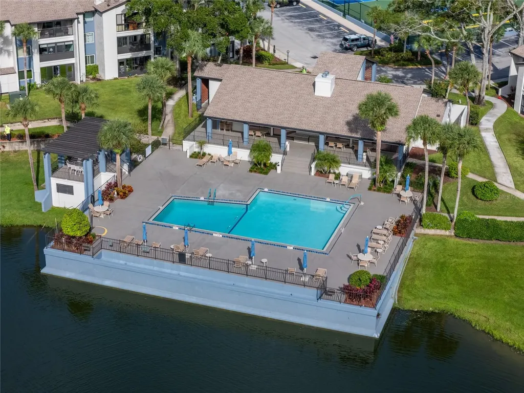 8 Escondido Circle Altamonte Springs FL 32701