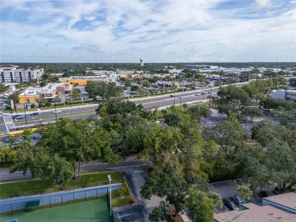 8 Escondido Circle Altamonte Springs FL 32701