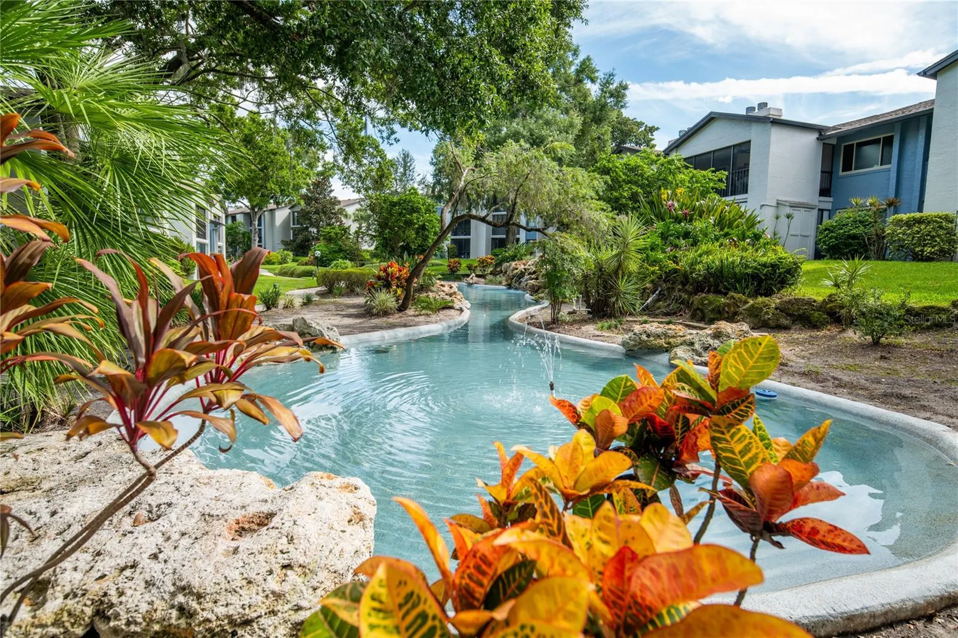 8 Escondido Circle Altamonte Springs FL 32701