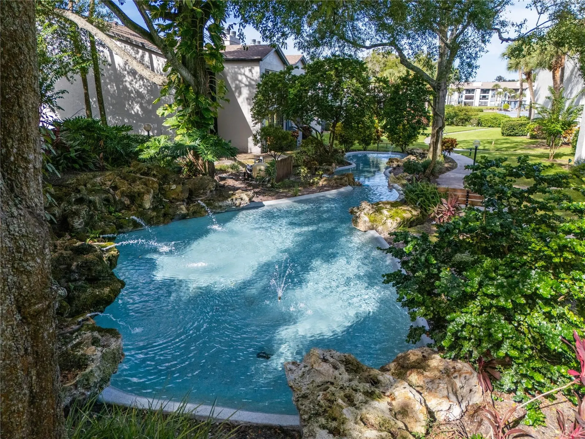 8 Escondido Circle Altamonte Springs FL 32701