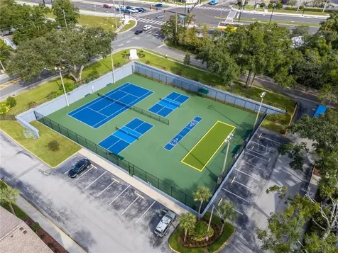 8 Escondido Circle Altamonte Springs FL 32701