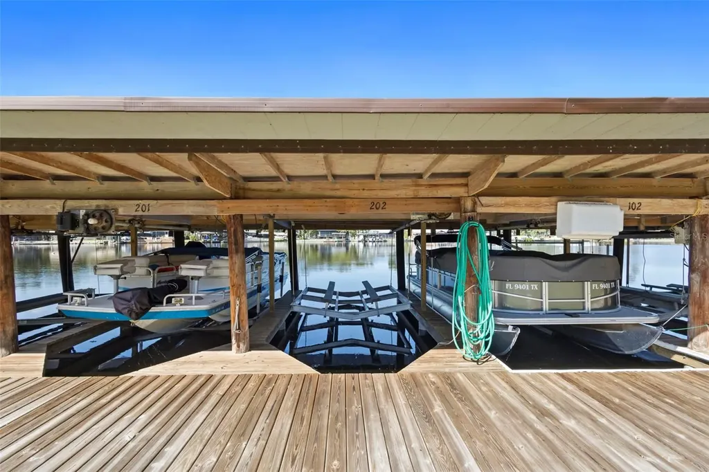 1640 Juno Trail Astor FL 32102