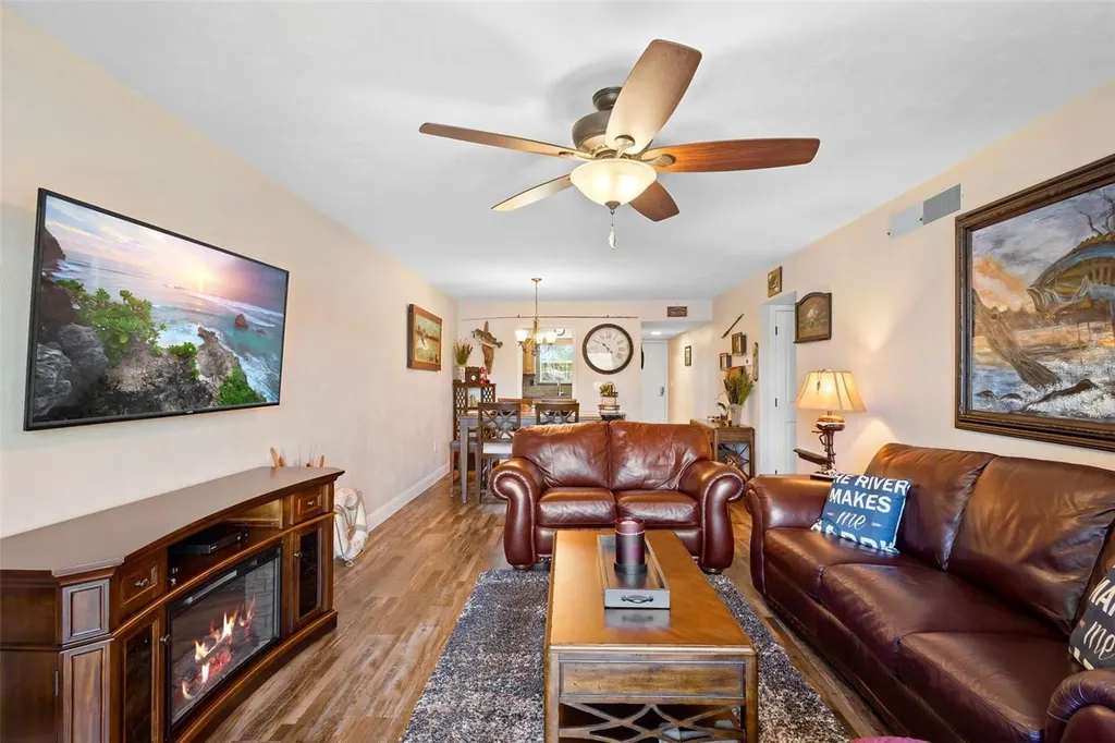 1640 Juno Trail Astor FL 32102