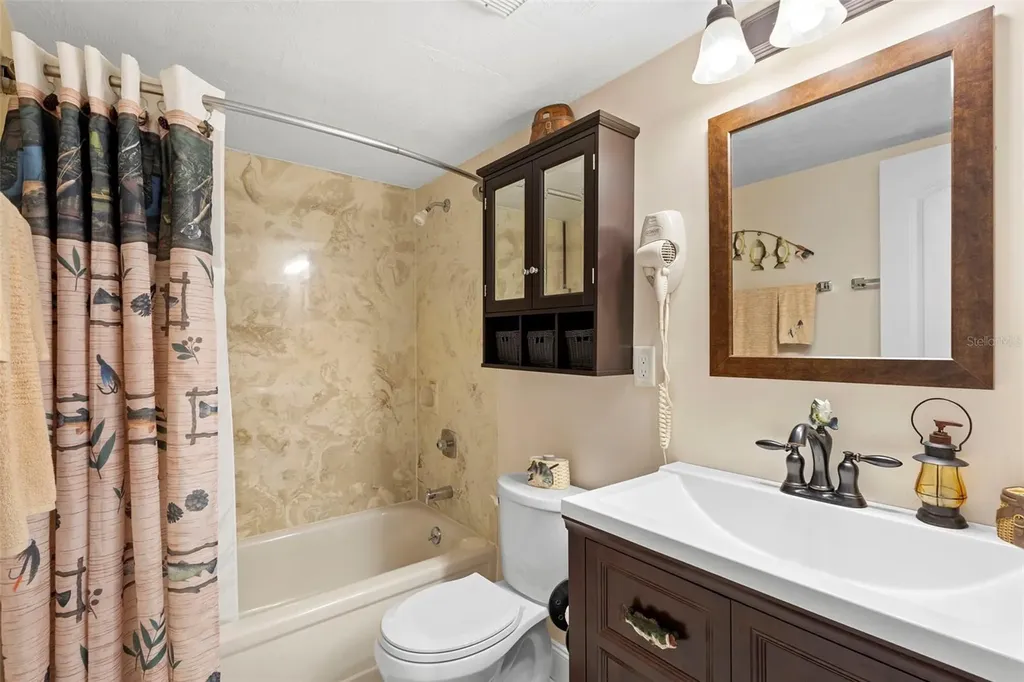 1640 Juno Trail Astor FL 32102