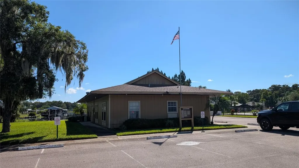 1640 Juno Trail Astor FL 32102