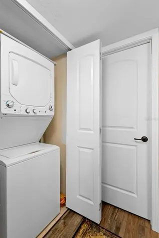 1640 Juno Trail Astor FL 32102