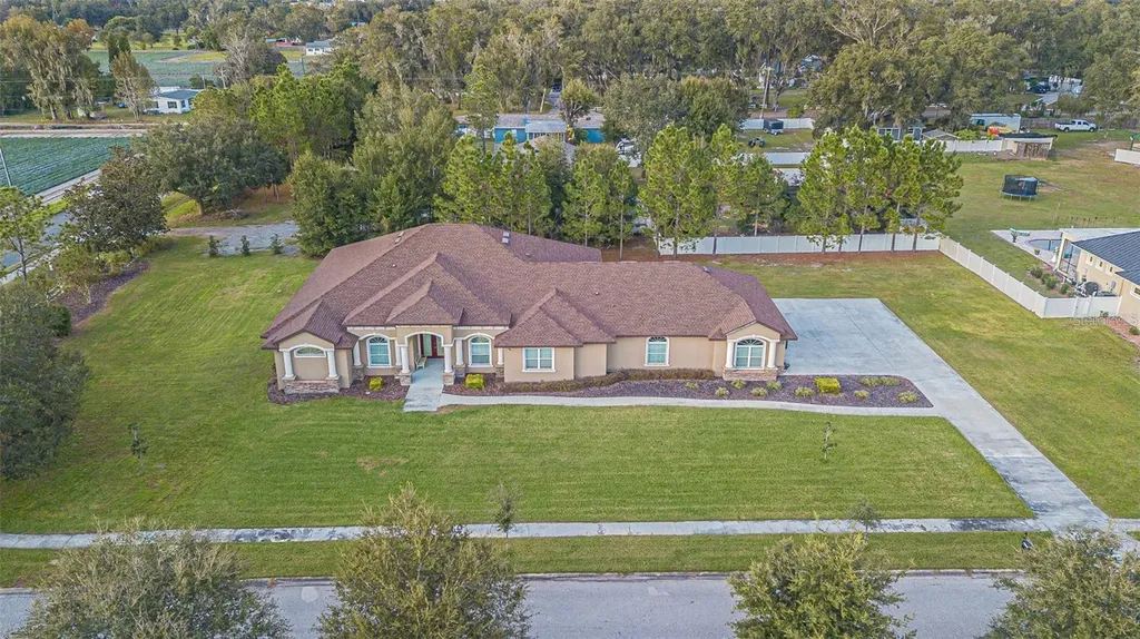 13102 Done Groven Drive Dover FL 33527