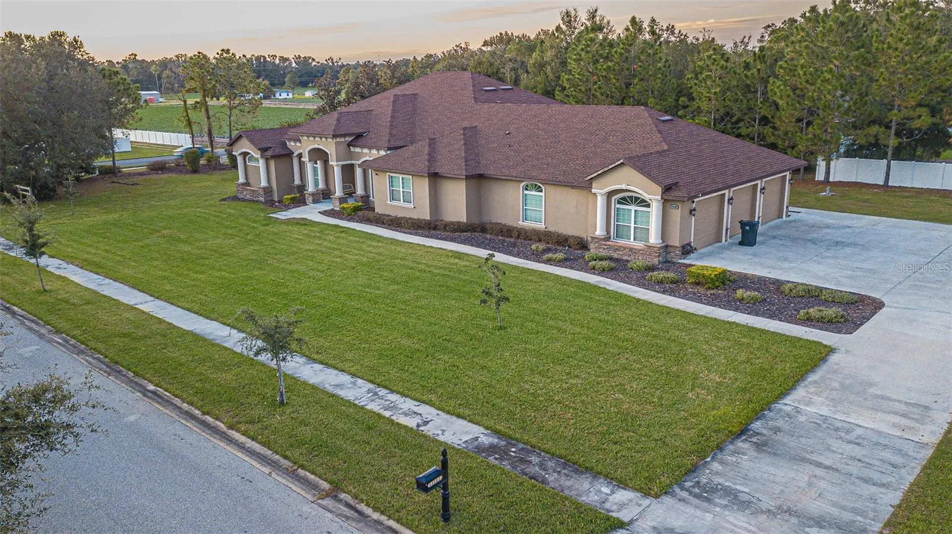 13102 Done Groven Drive Dover FL 33527