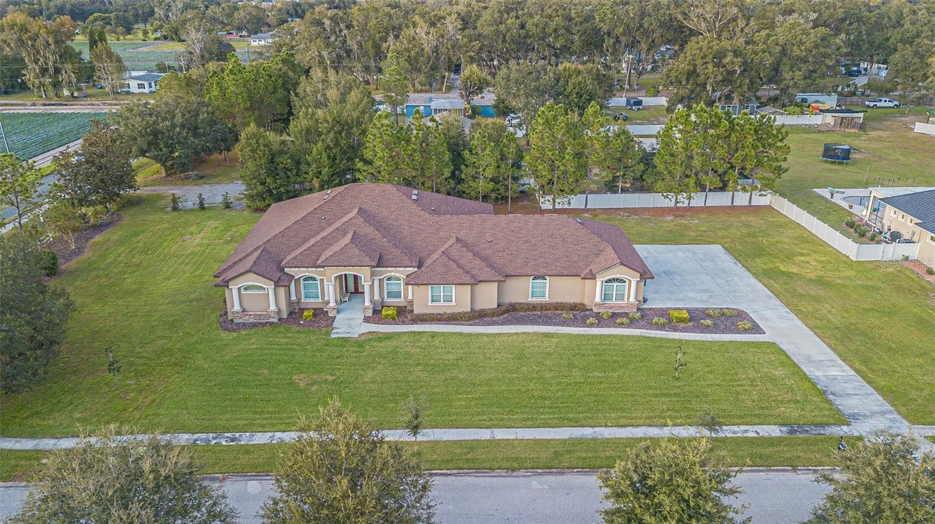 13102 Done Groven Drive Dover FL 33527