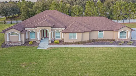 13102 Done Groven Drive Dover FL 33527