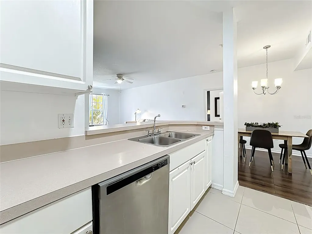 5548 Metrowest Boulevard Orlando FL 32811
