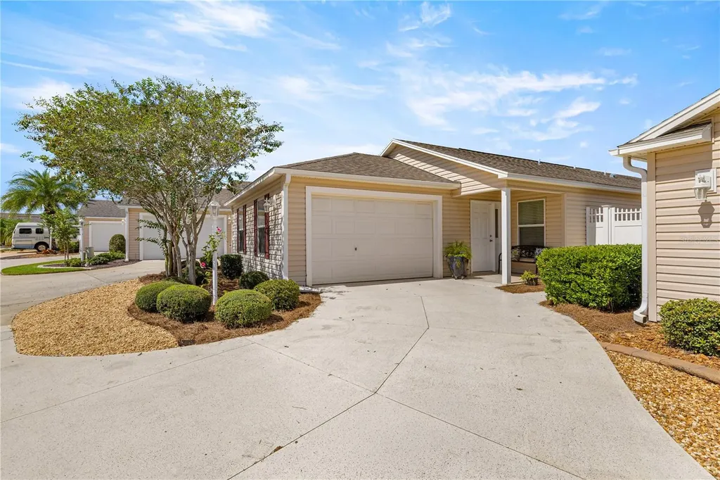 859 Amber Court The Villages FL 32163
