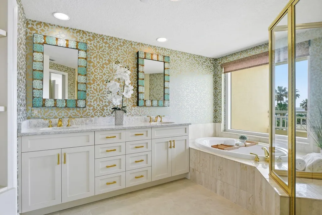 1170 SE Gulf Boulevard Clearwater Beach FL 33767