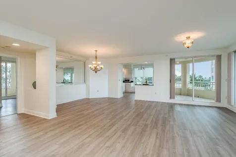 1170 SE Gulf Boulevard Clearwater Beach FL 33767