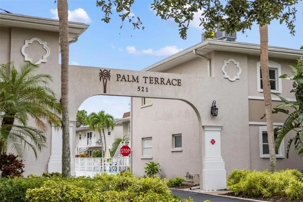 521 W Venice Avenue Venice FL 34285
