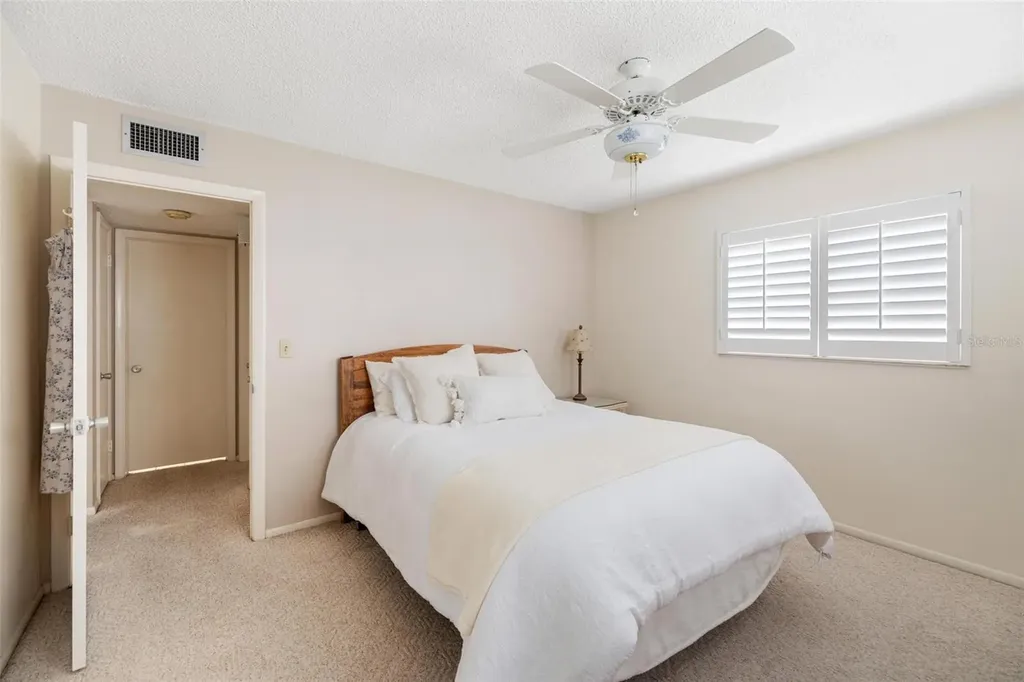 521 W Venice Avenue Venice FL 34285