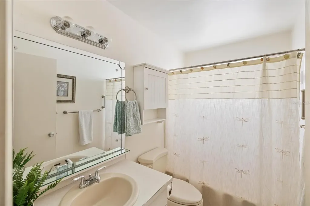 521 W Venice Avenue Venice FL 34285
