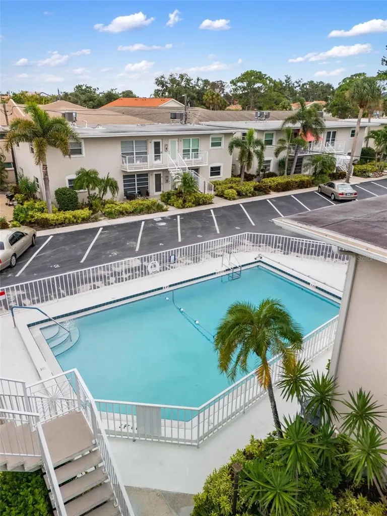 521 W Venice Avenue Venice FL 34285