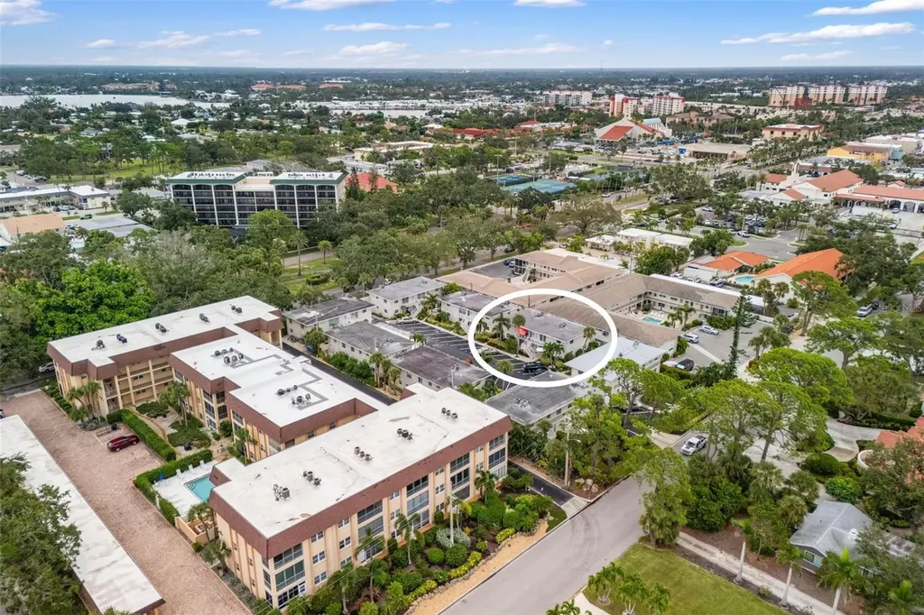 521 W Venice Avenue Venice FL 34285