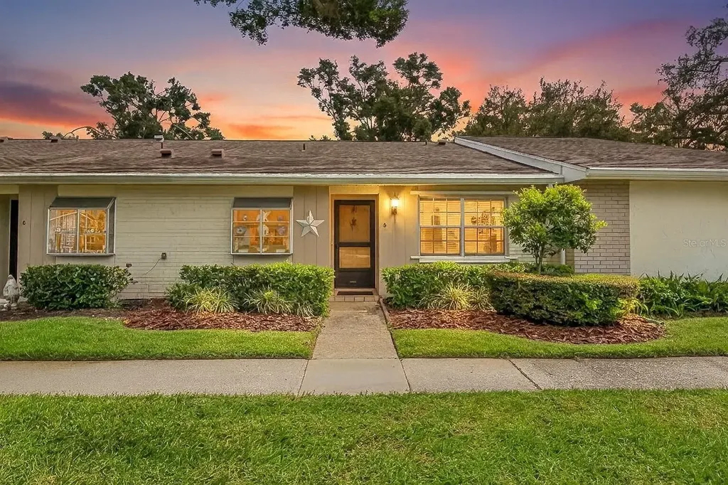 1012 Dunrobin Drive Palm Harbor FL 34684