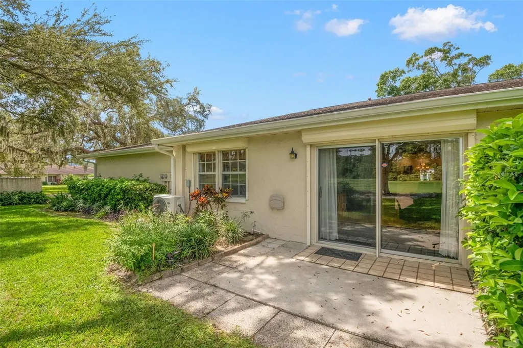 1012 Dunrobin Drive Palm Harbor FL 34684