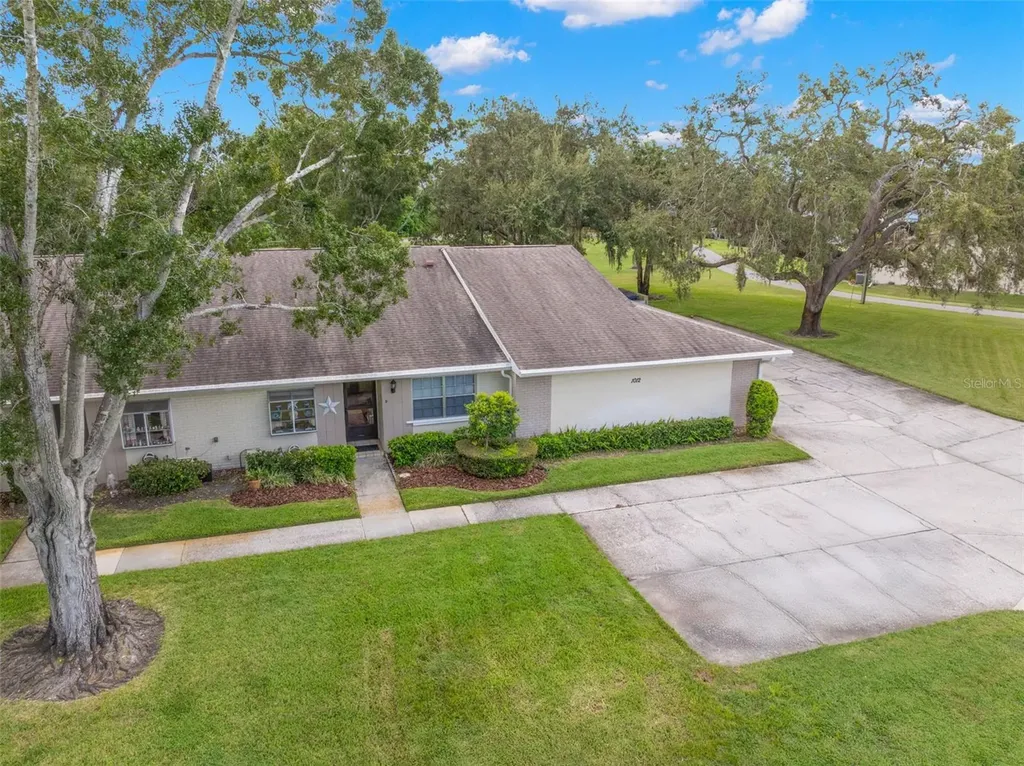 1012 Dunrobin Drive Palm Harbor FL 34684