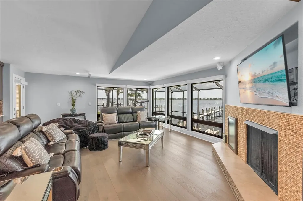 818 Nancy Gamble Lane Ellenton FL 34222