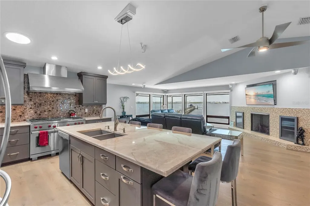 818 Nancy Gamble Lane Ellenton FL 34222