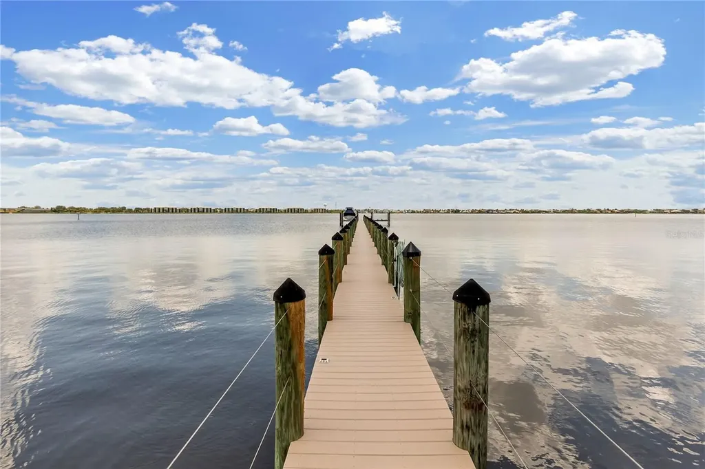 818 Nancy Gamble Lane Ellenton FL 34222
