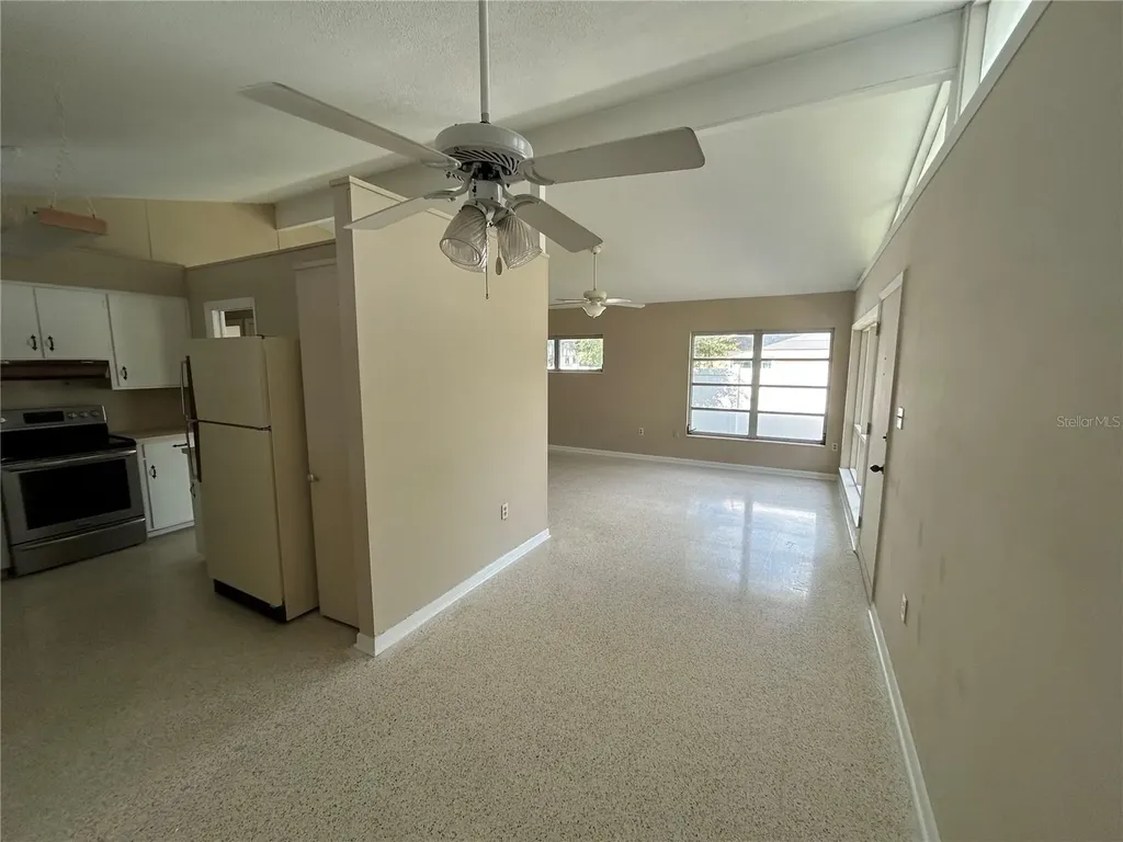 102 E Pendleton Avenue Eustis FL 32726