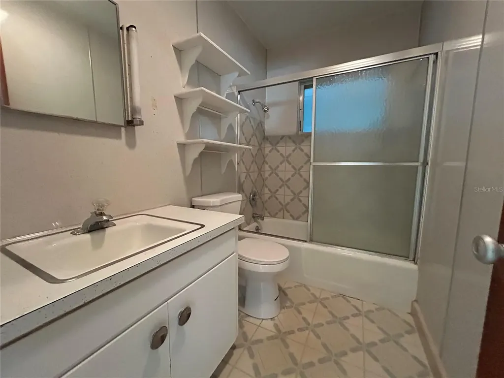 102 E Pendleton Avenue Eustis FL 32726