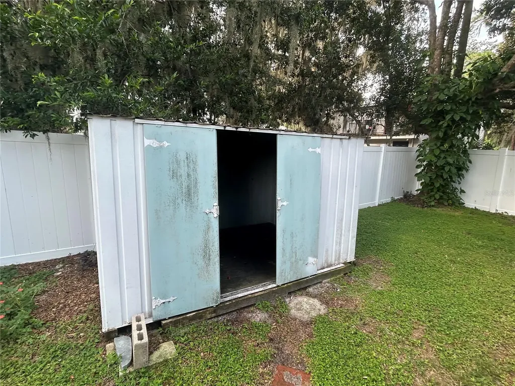 102 E Pendleton Avenue Eustis FL 32726