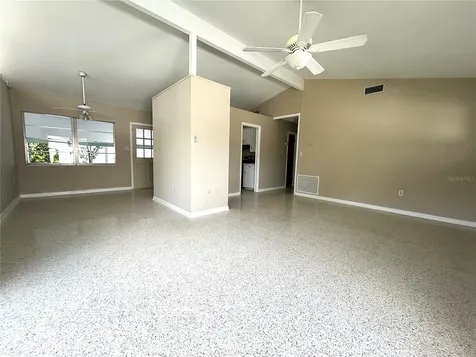 102 E Pendleton Avenue Eustis FL 32726