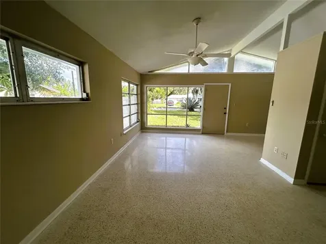 102 E Pendleton Avenue Eustis FL 32726