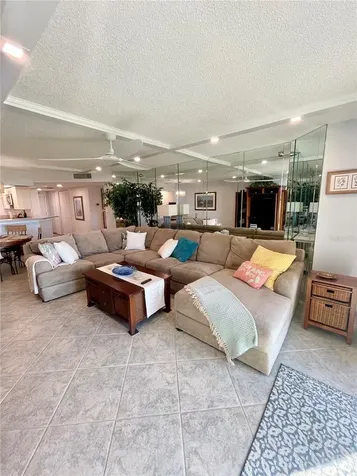 1290 Gulf Boulevard Clearwater FL 33767