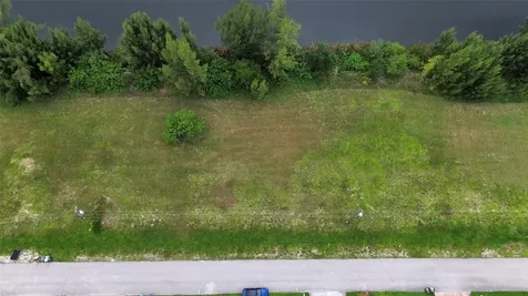 426 NE 20th Street Cape Coral FL 33909