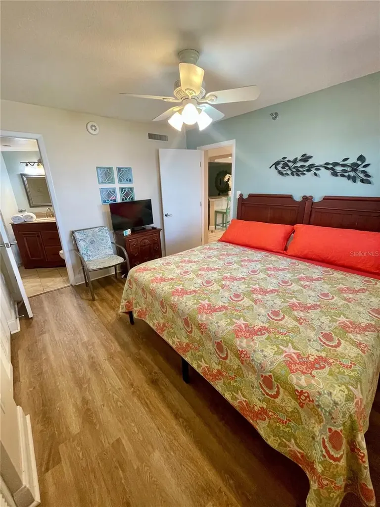 1290 Gulf Boulevard Clearwater Beach FL 33767