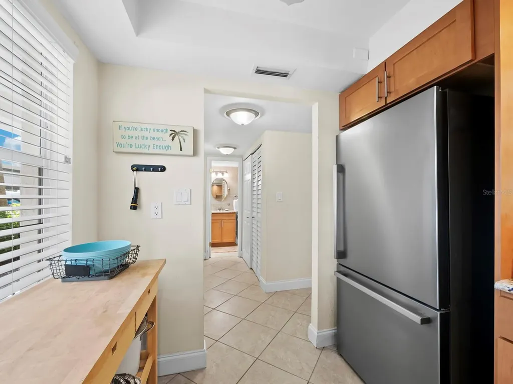 4390 Exeter Drive Longboat Key FL 34228