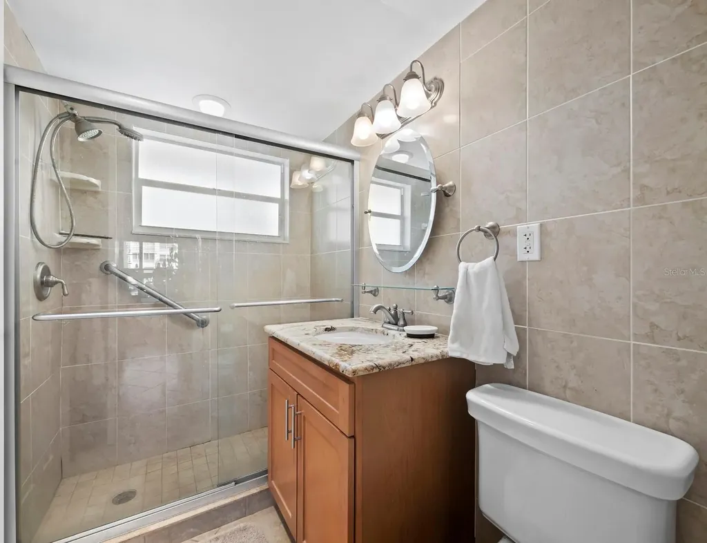 4390 Exeter Drive Longboat Key FL 34228