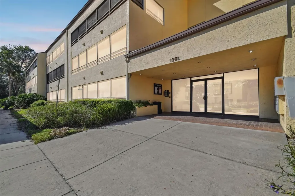 13612 S Village Drive Tampa FL 33618