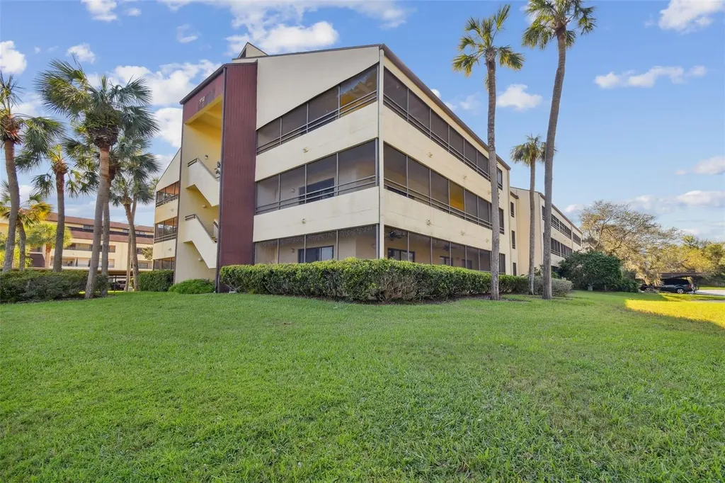 13612 S Village Drive Tampa FL 33618