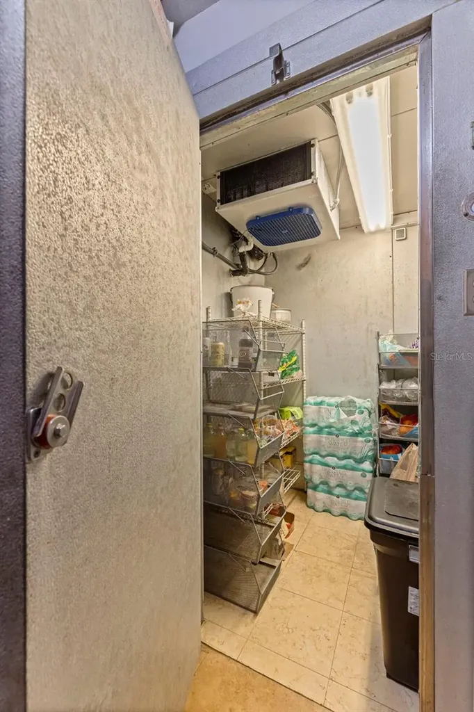8846 Merrimoor Boulevard E Seminole FL 33777